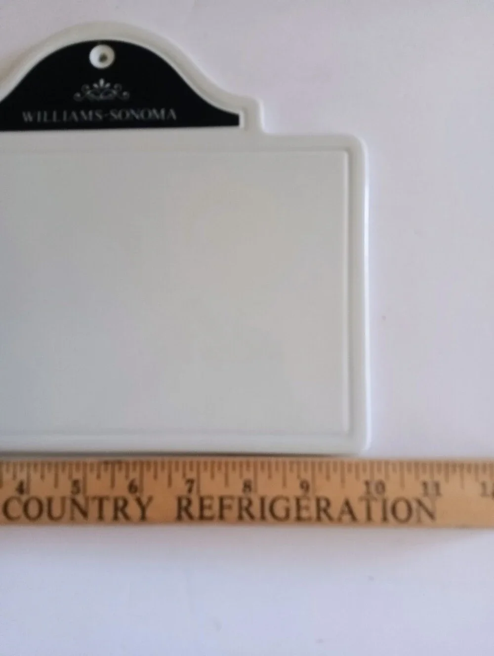 Williams-Sonoma White Ceramic Dry-Erase Message Board Or Appetizer Plate